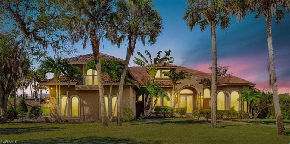 367 N. Hickory Street, LaBelle, FL 33935, Caloosa Cove S/D on Caloosahatchee River