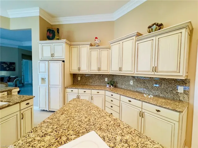 367 N. Hickory Street, LaBelle, FL 33935, Caloosa Cove S/D on Caloosahatchee River