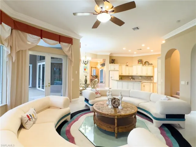 367 N. Hickory Street, LaBelle, FL 33935, Caloosa Cove S/D on Caloosahatchee River
