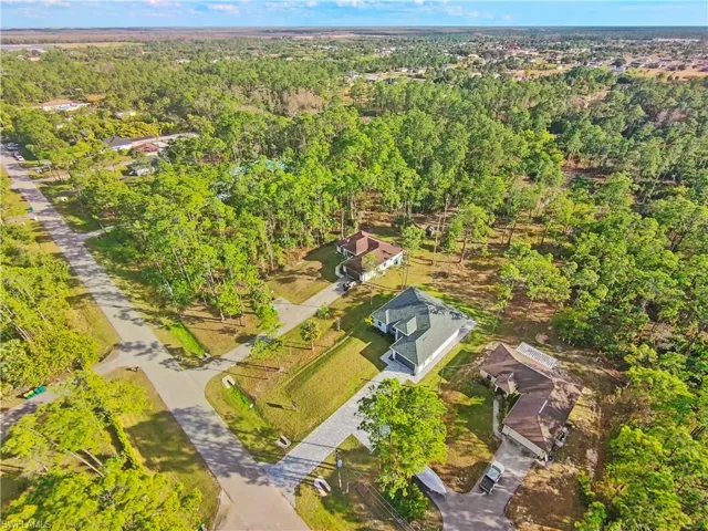 3990  27th NE AVE, Naples, FL 34120