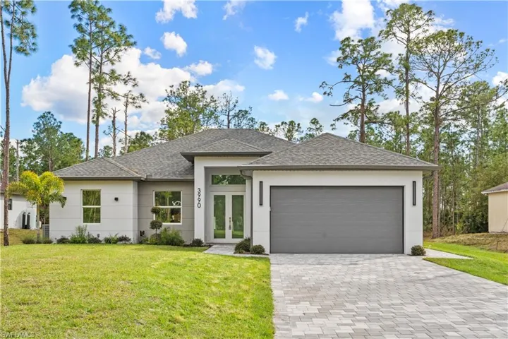 3990  27th NE AVE, Naples, FL 34120