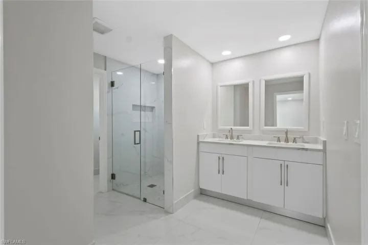 107 Albatross St, Fort Myers Beach, Florida 33931
