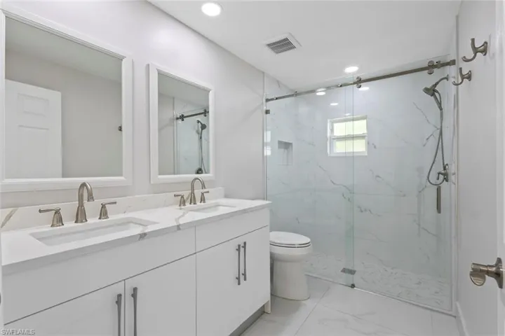 107 Albatross St, Fort Myers Beach, Florida 33931