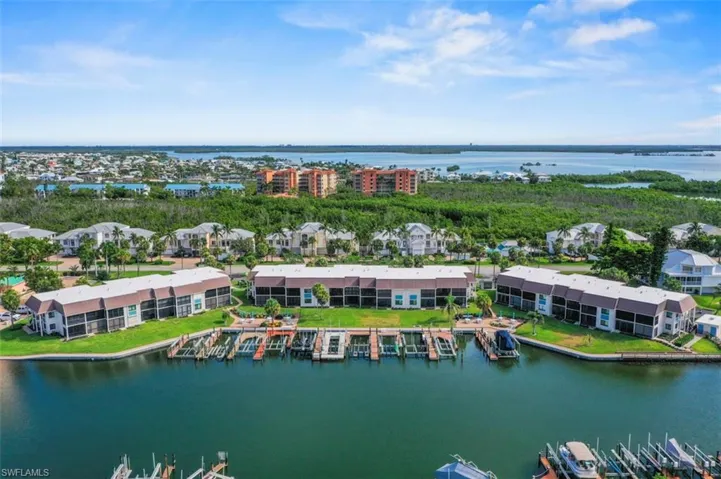 200 Lenell Rd 215, Fort Myers Beach, Florida 33931