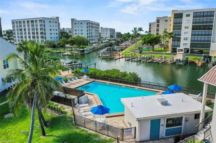 200 Lenell Rd 215, Fort Myers Beach, Florida 33931
