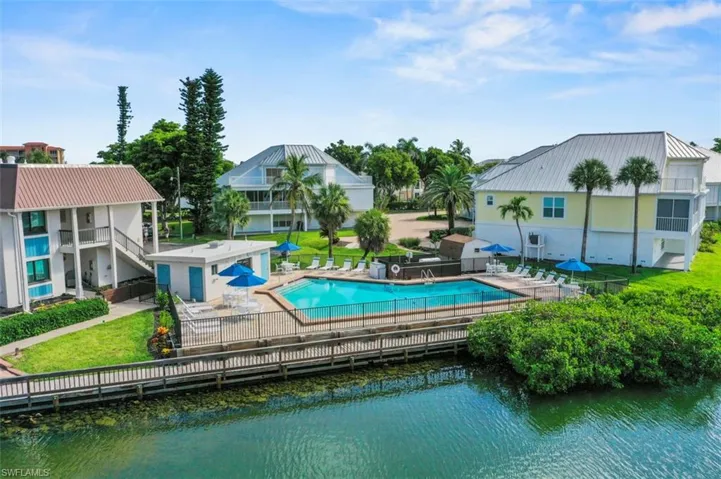 200 Lenell Rd 215, Fort Myers Beach, Florida 33931