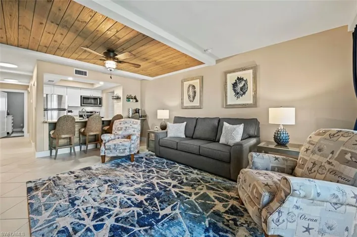 200 Lenell Rd 215, Fort Myers Beach, Florida 33931