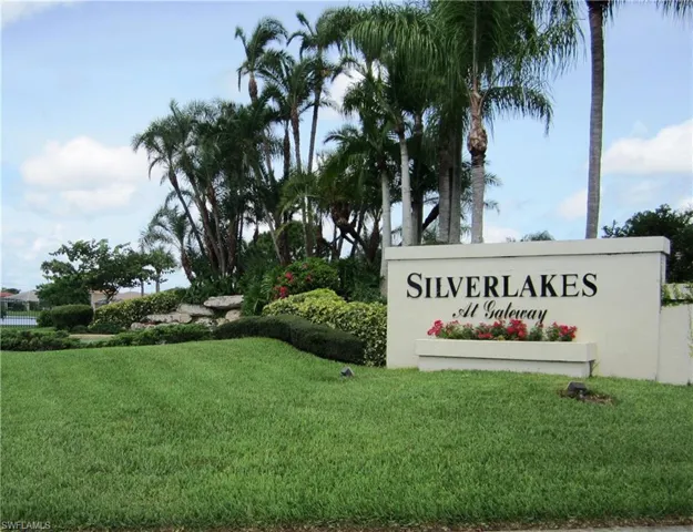 11081  Lakeland  CIR, Fort Myers, FL 33913