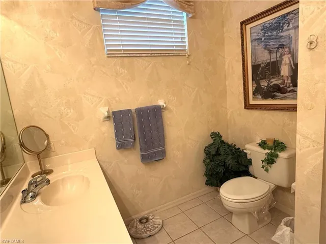 11081  Lakeland  CIR, Fort Myers, FL 33913
