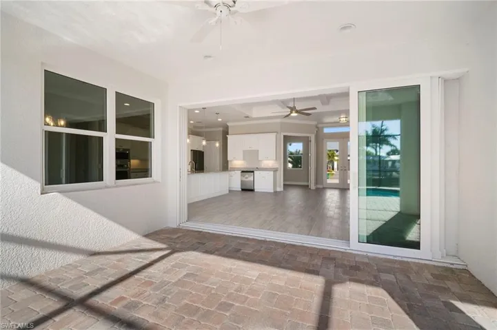 View of patio / terrace with a ceiling fan