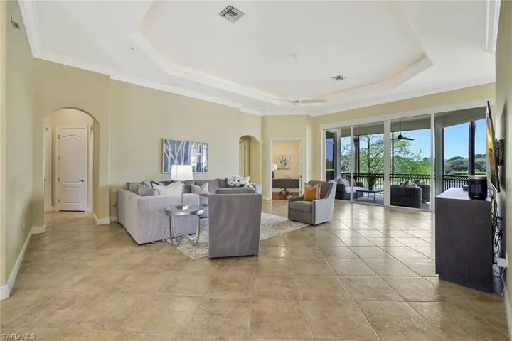 15539 Monterosso Ln 202, Naples, Florida 34110