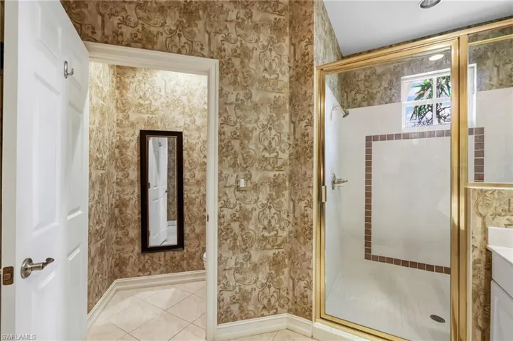 1664  Tarpon Bay S DR, Naples, FL 34119