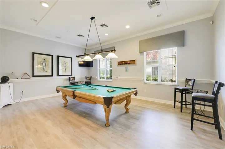1664  Tarpon Bay S DR, Naples, FL 34119