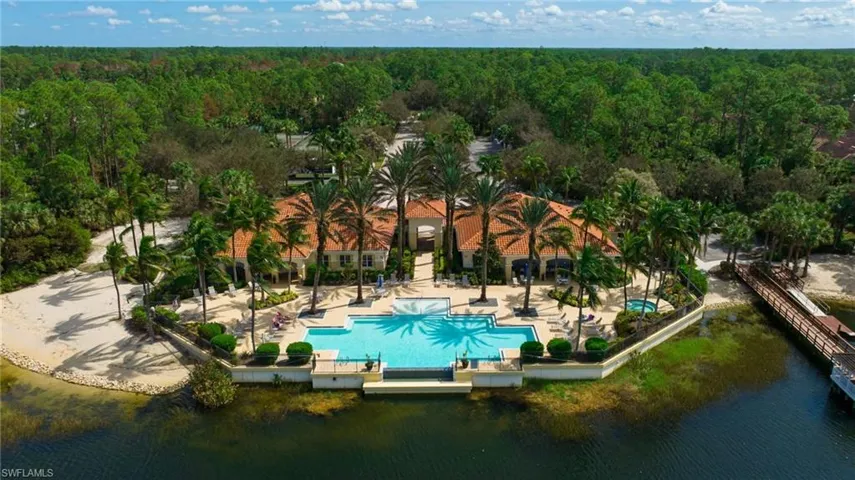 The heart of the community, "The Castaways Club," boasts a newly renovated clubhouse with a business center and a resort-style infinity pool and jacuzzi.