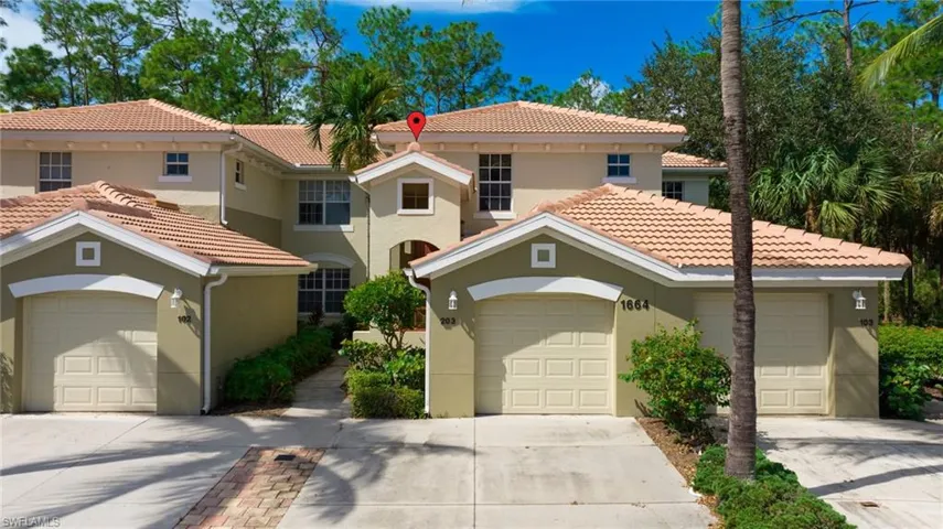 1664  Tarpon Bay S DR, Naples, FL 34119