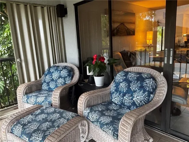 1600 Misty Pines Cir 206, Naples, Florida 34105