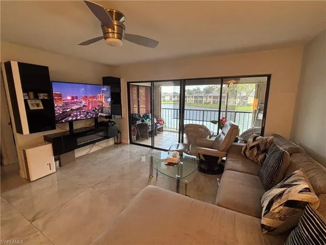 1600 Misty Pines Cir 206, Naples, Florida 34105