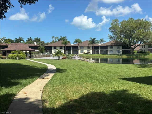 1600 Misty Pines Cir 206, Naples, Florida 34105