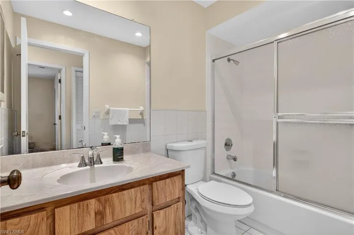 9708  Foxglove  CIR, Fort Myers, FL 33919