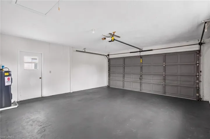 9708  Foxglove  CIR, Fort Myers, FL 33919