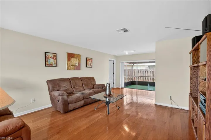 9708  Foxglove  CIR, Fort Myers, FL 33919