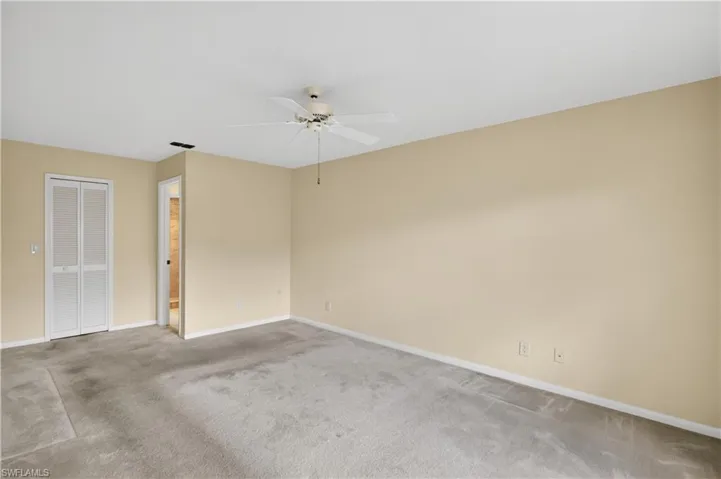 9708  Foxglove  CIR, Fort Myers, FL 33919