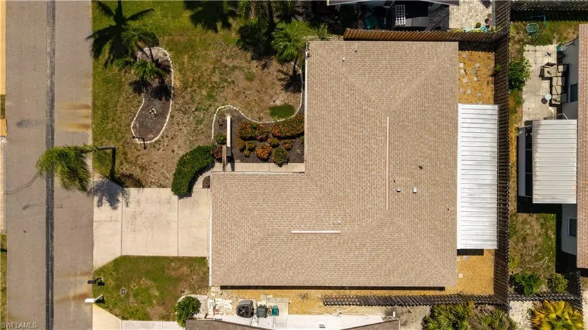 9708  Foxglove  CIR, Fort Myers, FL 33919