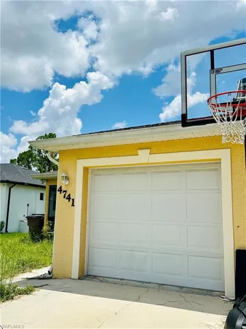 4743 14th St Sw, Lehigh Acres, Florida 33973