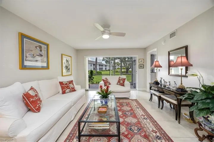 1330 Derbyshire Ct # E104, Naples, Florida 34116