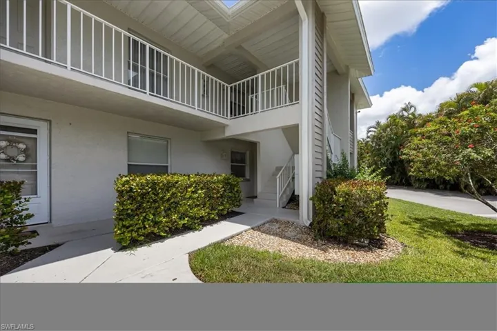 1330 Derbyshire Ct # E104, Naples, Florida 34116