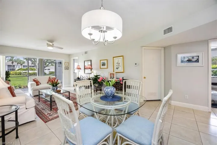 1330 Derbyshire Ct # E104, Naples, Florida 34116