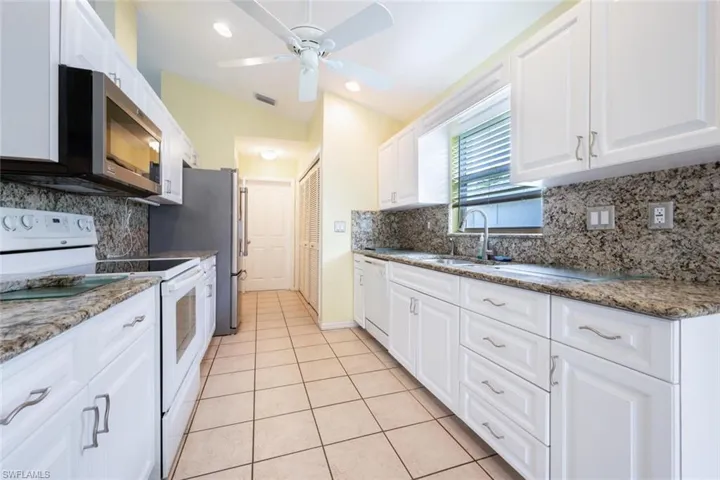 3770  Gloxinia  DR, North Fort Myers, FL 33917