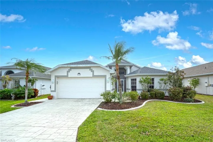 3770  Gloxinia  DR, North Fort Myers, FL 33917