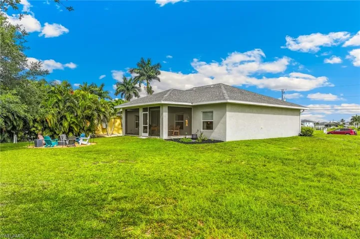3520 Nw 21st Ter, Cape Coral, Florida 33993