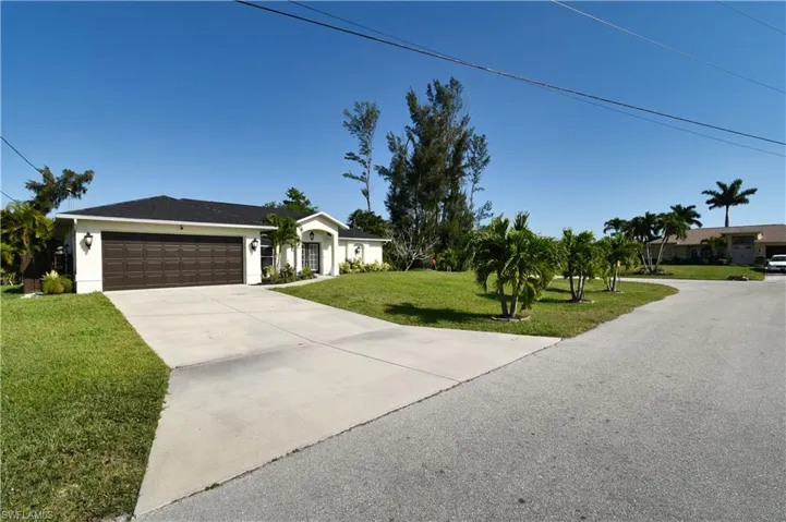 1421 Sw 2nd Ave, Cape Coral Fl 33991