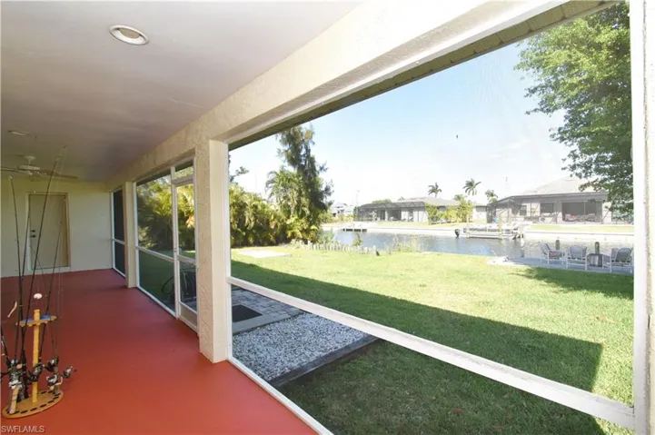 1421 Sw 2nd Ave, Cape Coral Fl 33991