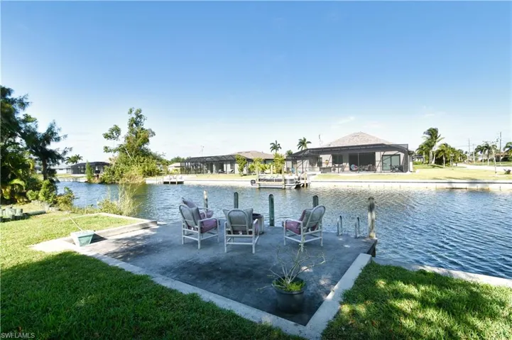1421 Sw 2nd Ave, Cape Coral Fl 33991