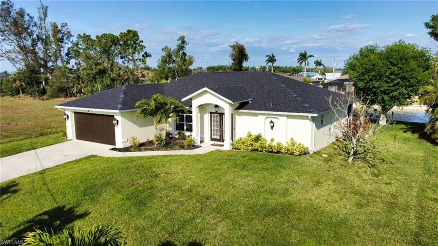 1421 Sw 2nd Ave, Cape Coral Fl 33991
