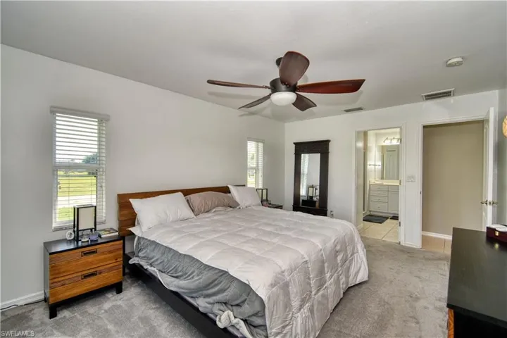 1421 Sw 2nd Ave, Cape Coral Fl 33991