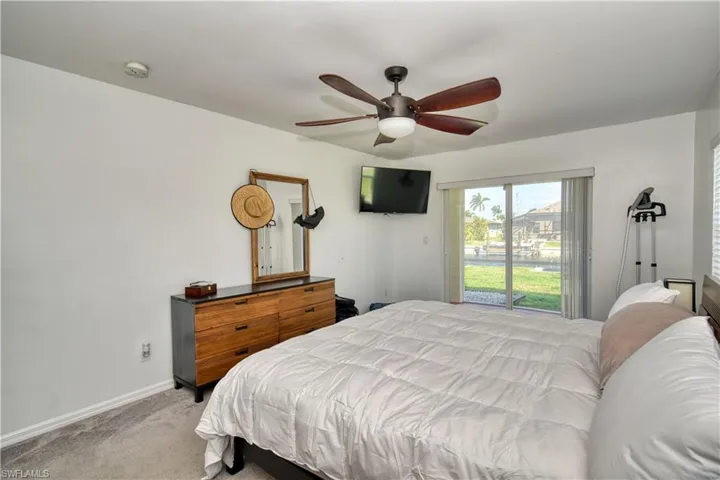 1421 Sw 2nd Ave, Cape Coral Fl 33991