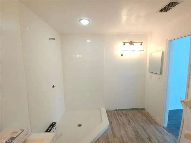 561 Foxcreek Dr, Lehigh Acres, Florida 33974