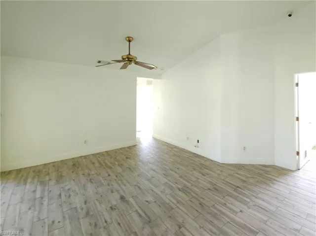 561 Foxcreek Dr, Lehigh Acres, Florida 33974