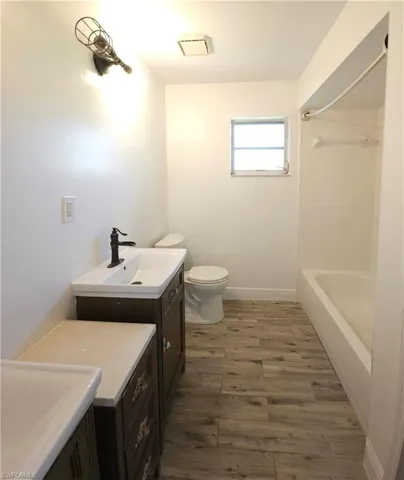 561 Foxcreek Dr, Lehigh Acres, Florida 33974