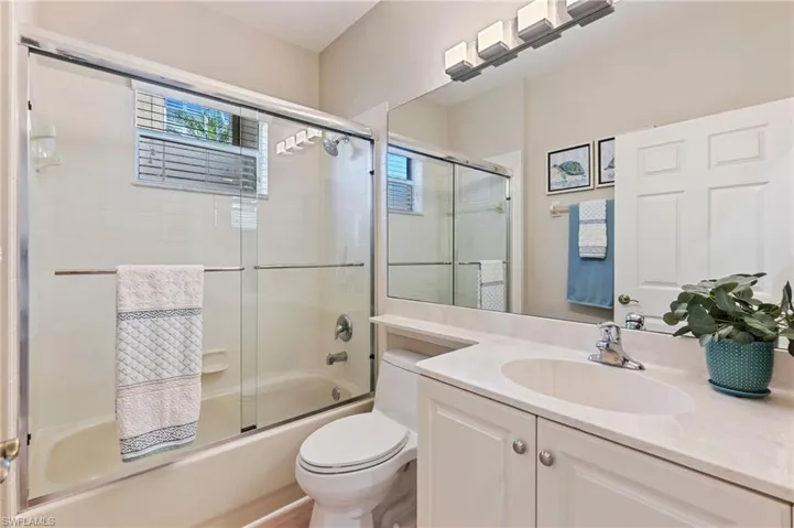 2nd Bathroom
