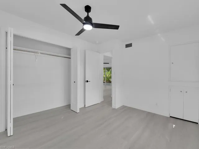 4941  Aztec  CIR, Naples, FL 34112