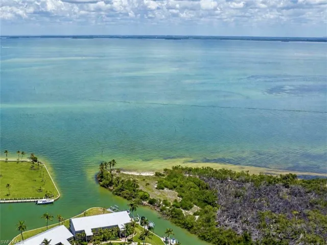 905 Marina Villas 905, Captiva, Florida 33924