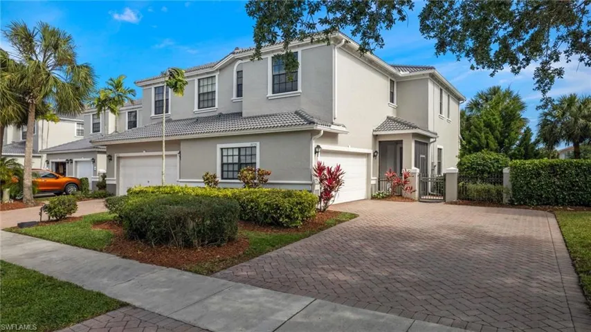 14720  Sutherland  AVE, Naples, FL 34119