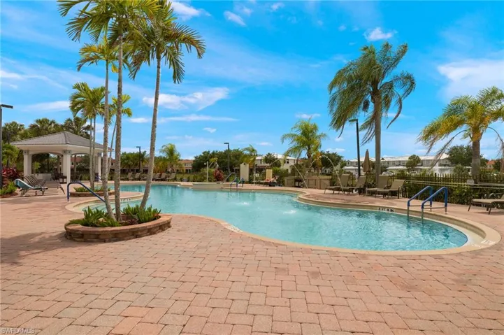 14720  Sutherland  AVE, Naples, FL 34119