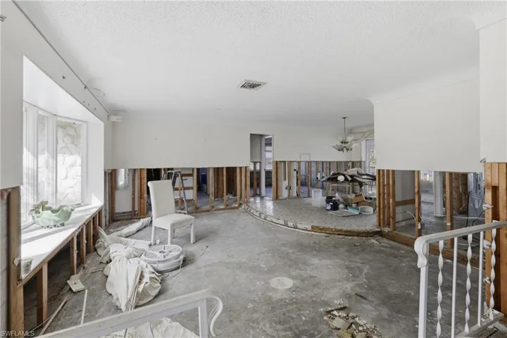 111 Sw 49th Ter, Cape Coral, Florida 33914