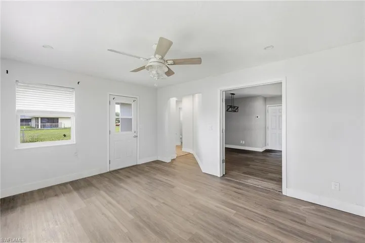112 10th Ave, Cape Coral, Florida 33909